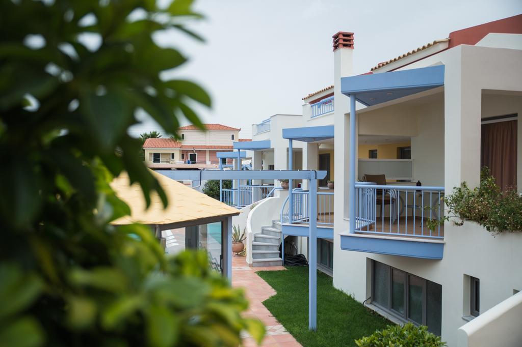 Apartamento Niriides Kyparissia Exterior foto